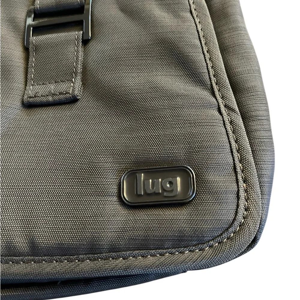 Versatile Gray Lug Messenger Bag